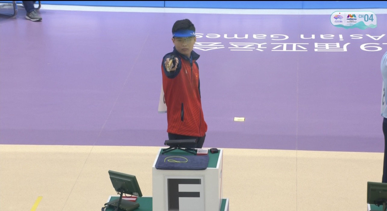 ASIAD 19: Xạ thủ Phạm Quang Huy giải “cơn khát vàng”, nhận thưởng 400 triệu đồng