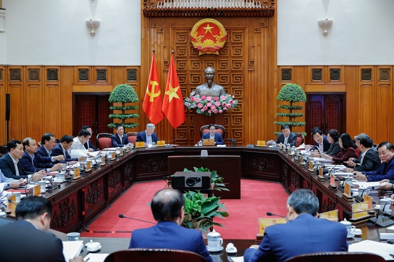 Thủ tướng: Tiếp tục giải quyết các quan tâm của phía Hoa Kỳ bằng biện pháp thuế quan và phi thuế quan- Ảnh 13.