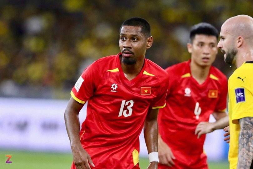 Tuyển Việt Nam từ hạng 109 rớt xuống 113. Ảnh: Tâm Minh.