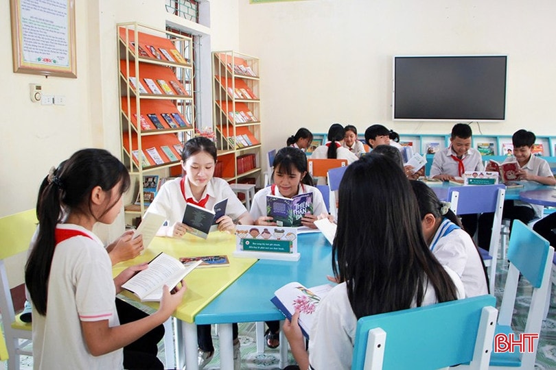 “Trường đóng trên địa bàn xã, phường nào thì sẽ thuộc sự quản lý của UBND xã, phường đó”. “Trường đóng trên địa bàn xã, phường nào thì sẽ thuộc sự quản lý của UBND xã, phường đó”.