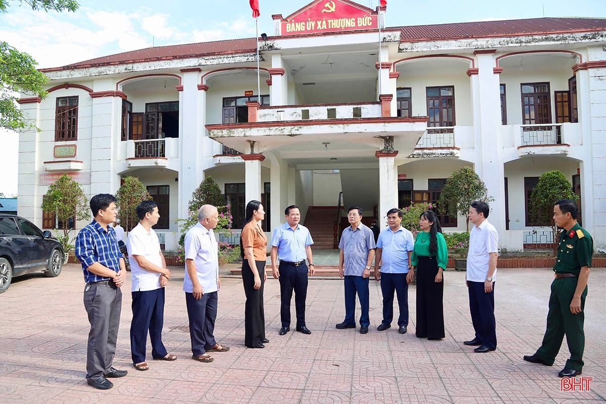 Đại tá Nguyễn Xuân Thắng - Chỉ huy trưởng Bộ CHQS tỉnh và đoàn công tác kiểm tra tại xã Thượng Đức. bqbht_br_img-5038-copy.jpg