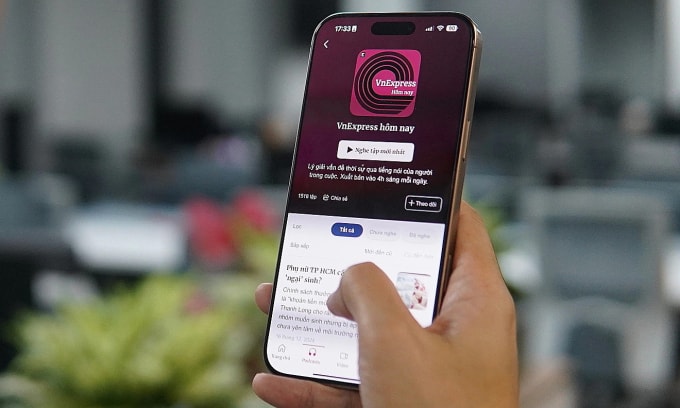 Chuyên mục Điểm tin Podcast trênVnExpressvới giọng đọc AI. Ảnh: Lưu Quý