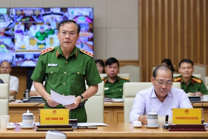Thứ trưởng Bộ Công an Nguyễn Văn Long phát biểu tại hội nghị, ngày 23/6. Ảnh: VGP