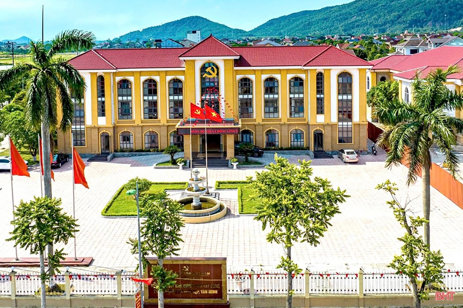 Trụ sở làm việc phường Bắc Hồng Lĩnh. bqbht_br_513929654-1024893336491608-2722133184728536519-n.jpg