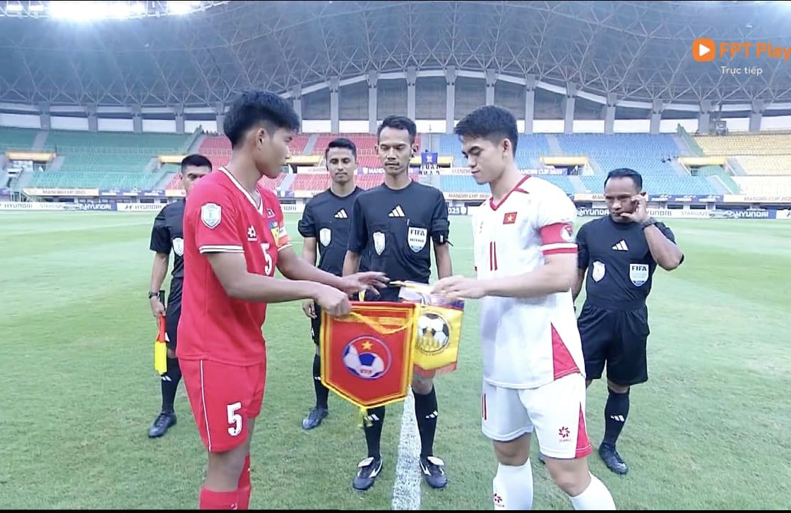 U23 Việt Nam thắng U23 Lào 3-0 tại trận ra quân giải Đông Nam Á