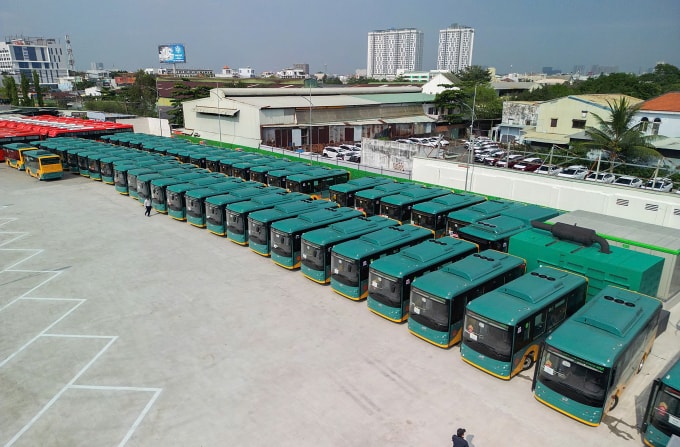 Xe buýt điện kết nối metro Bến Thành - Suối Tiên khai thác ở TP HCM. Ảnh: Quỳnh Trần