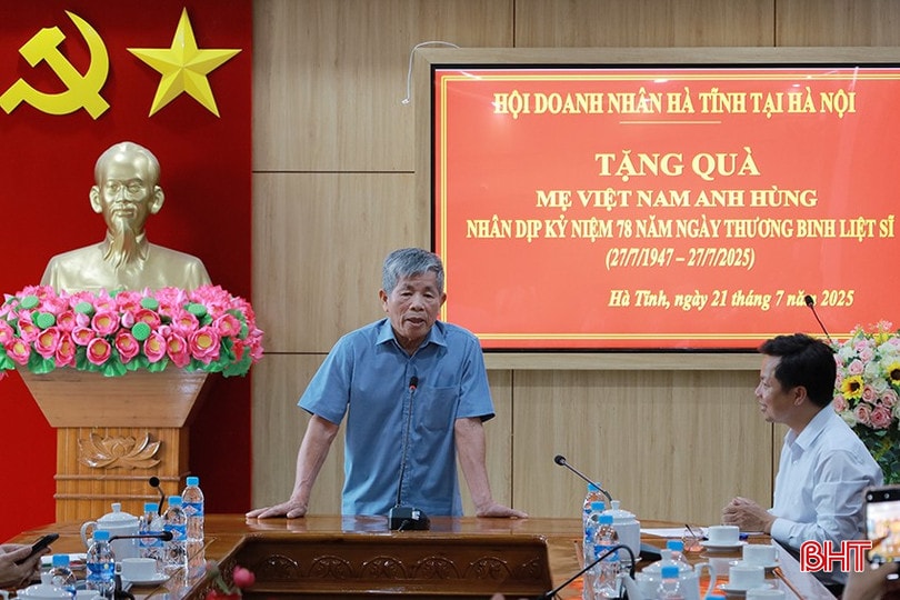 Chủ tịch Hội đồng hương Hà Tĩnh tại Hà Nội - Đặng Quốc Tiến cho biết, sẽ tiếp tục đồng hành cùng cấp uỷ, chính quyền địa phương Hà Tĩnh chăm lo đời sống các Mẹ Việt Nam anh hùng và gia đình người có công với cách mạng. bqbht_br_ong-tien.jpg