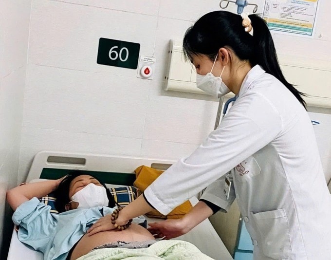 Hà trong một buổi học lâm sàng tại viện. Ảnh: Nhân vật cung cấp