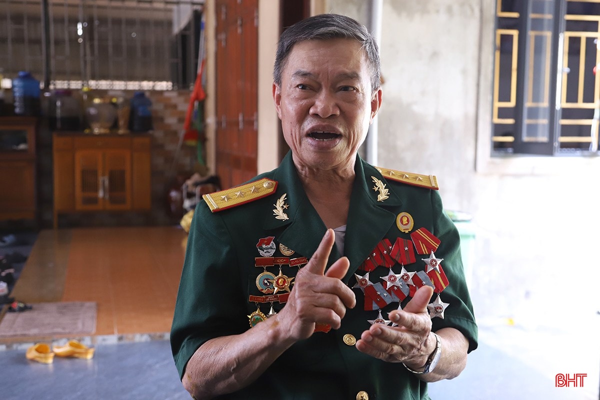 Hơn 50 năm trôi qua, nhưng ông Nguyễn Như Hoành vẫn nhớ như in 81 ngày đêm đầy gian khổ, khốc liệt dưới mưa bom, bão đạn của 