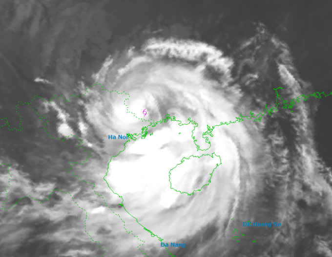 Ảnh vệ tinh bão Matmo lúc 5h. Ảnh: NCHMF