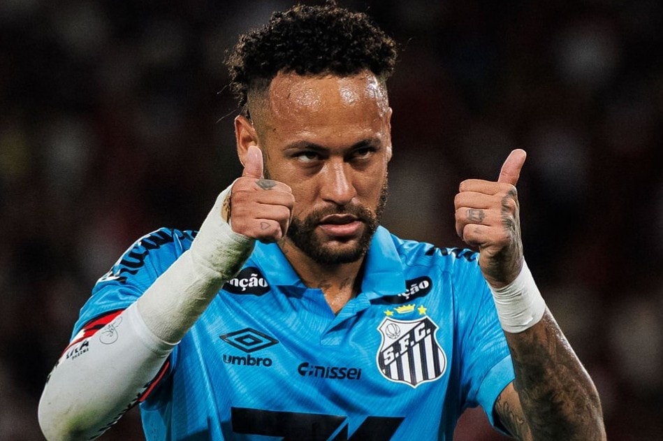 Neymar nhận thấy cơ hội làm ăn từ thương hiệu Pele.