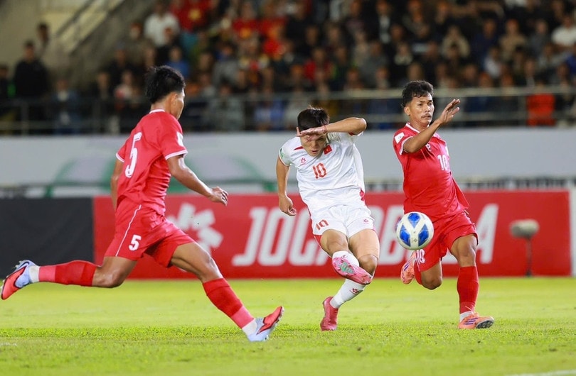 Tuấn Hải phung phí cơ hội. Ảnh: Hải Hoàng.