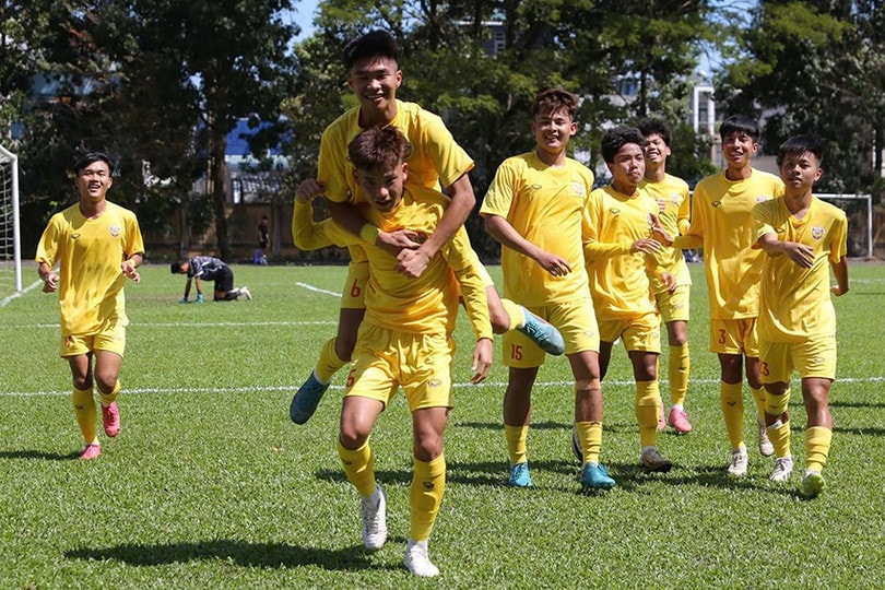 Đội trẻ Hồng Lĩnh Hà Tĩnh giành quyền lên hạng Nhì quốc gia. Ảnh tư liệu. 480680782-1129495698968075-3540649367213710895-n.jpg