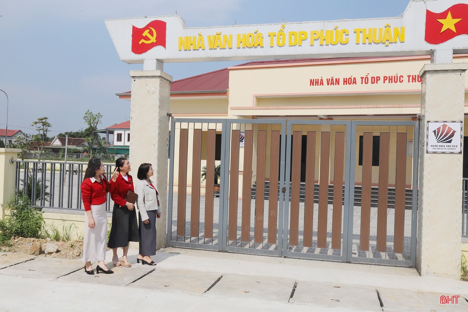 Việc bầu chọn đại biểu HĐND cấp xã, phường có vai trò then chốt trong việc xây dựng chính quyền cơ sở vững mạnh, trực tiếp thể hiện quyền làm chủ của Nhân dân tại địa phương. bqbht_br_358b43ddf4b97be722a8-copy-4748.jpg