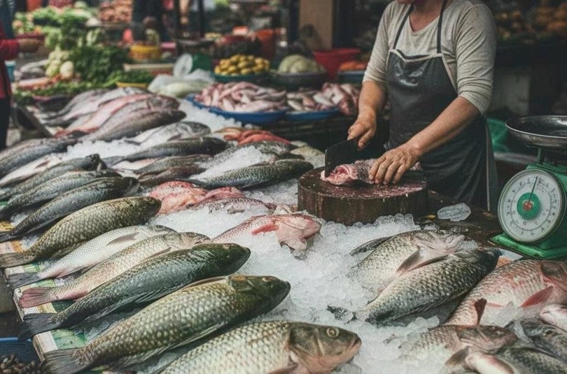 Có những phần của cá ngon mấy cũng không nên ăn, bởi ẩn sau đó là nguy cơ nhiễm độc và ký sinh trùng ảnh hưởng trực tiếp sức khỏe. Ảnh: Tạo bởi AI.