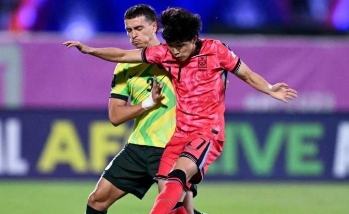 U23 Hàn Quốc vào bán kết gặp Nhật Bản.