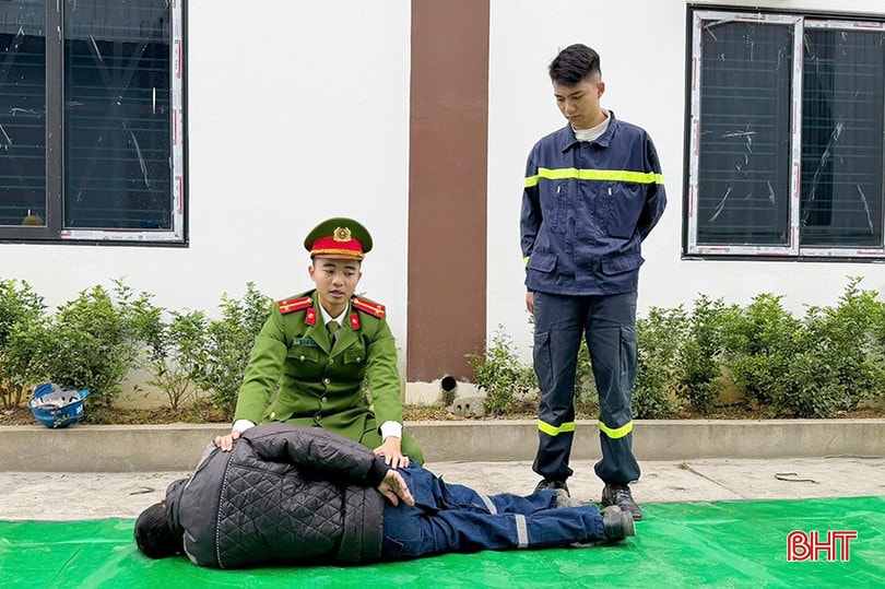 Trang bị kỹ năng CNCH là nội dung quan trọng trong các buổi tuyên truyền. bqbht_br_kmmm.jpg