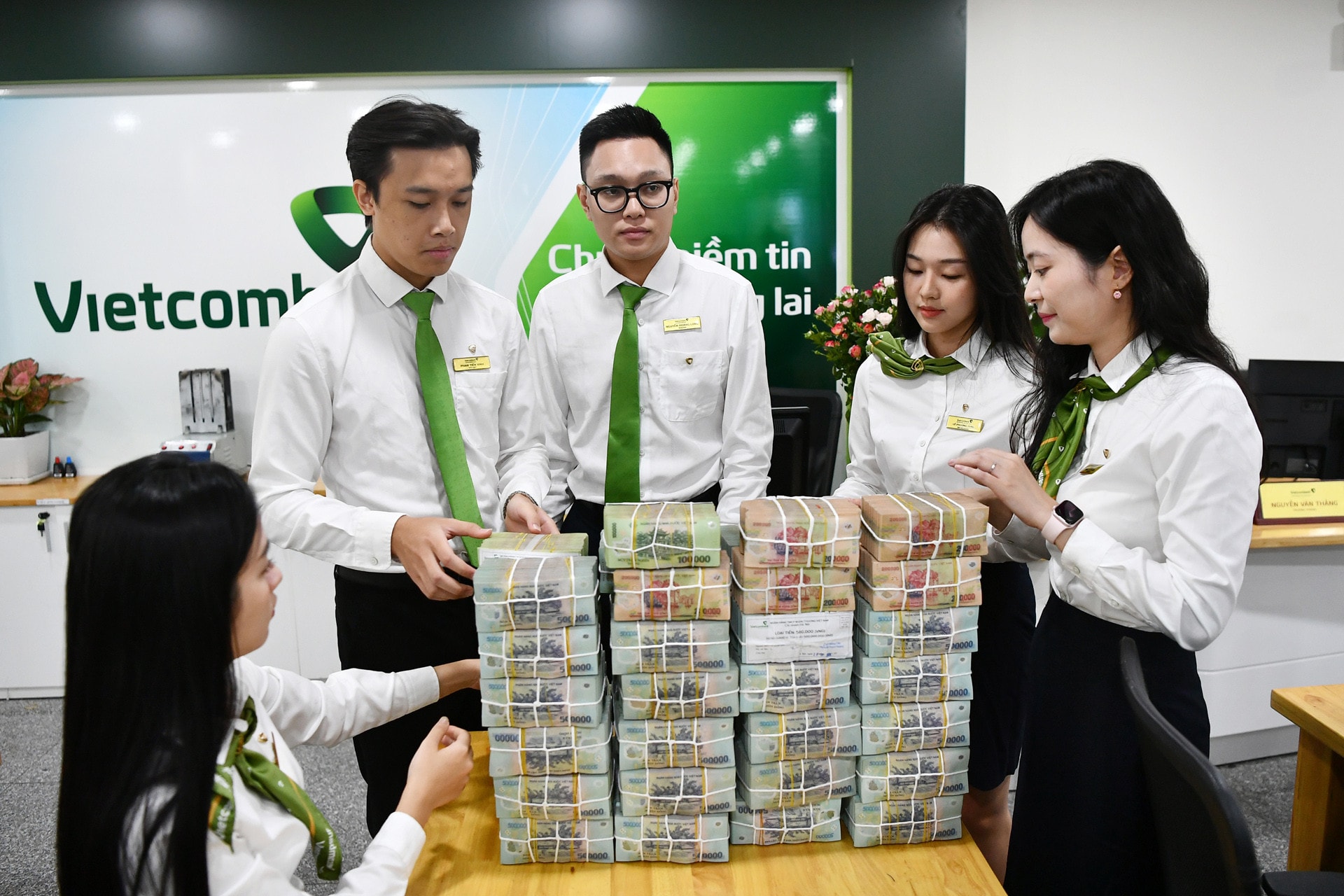 Tín dụng năm 2026 hướng vào sản xuất kinh doanh