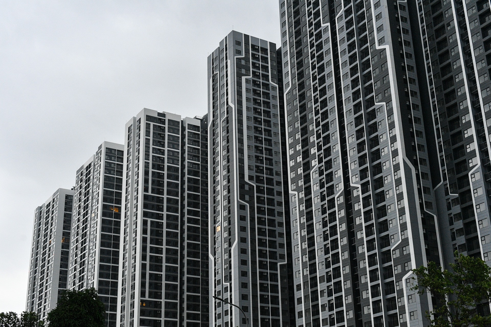 Vay mua nhà năm 2026: Lãi suất cao, điều kiện còn 'ngặt nghèo' hơn