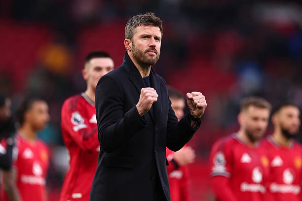 HLV Michael Carrick được kỳ vọng sẽ giúp MU phá dớp không thắng Tottenham.