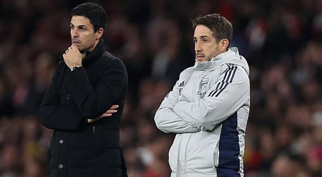 HLV Mikel Arteta cần tìm cách kết nối Gyokeres với hệ thống tấn công của Arsenal.