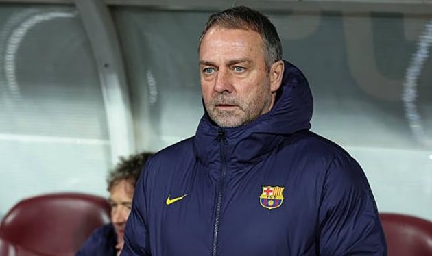 Hansi Flick cần Barcelona chỉnh lại thước ngắm sớm.