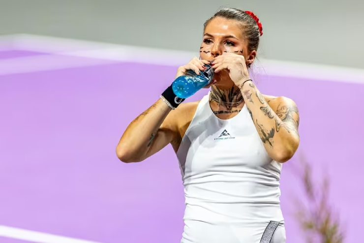 Oliynykova trở thành nhân vật ngổ ngáo, gây sốt mới của làng quần vợt nữ