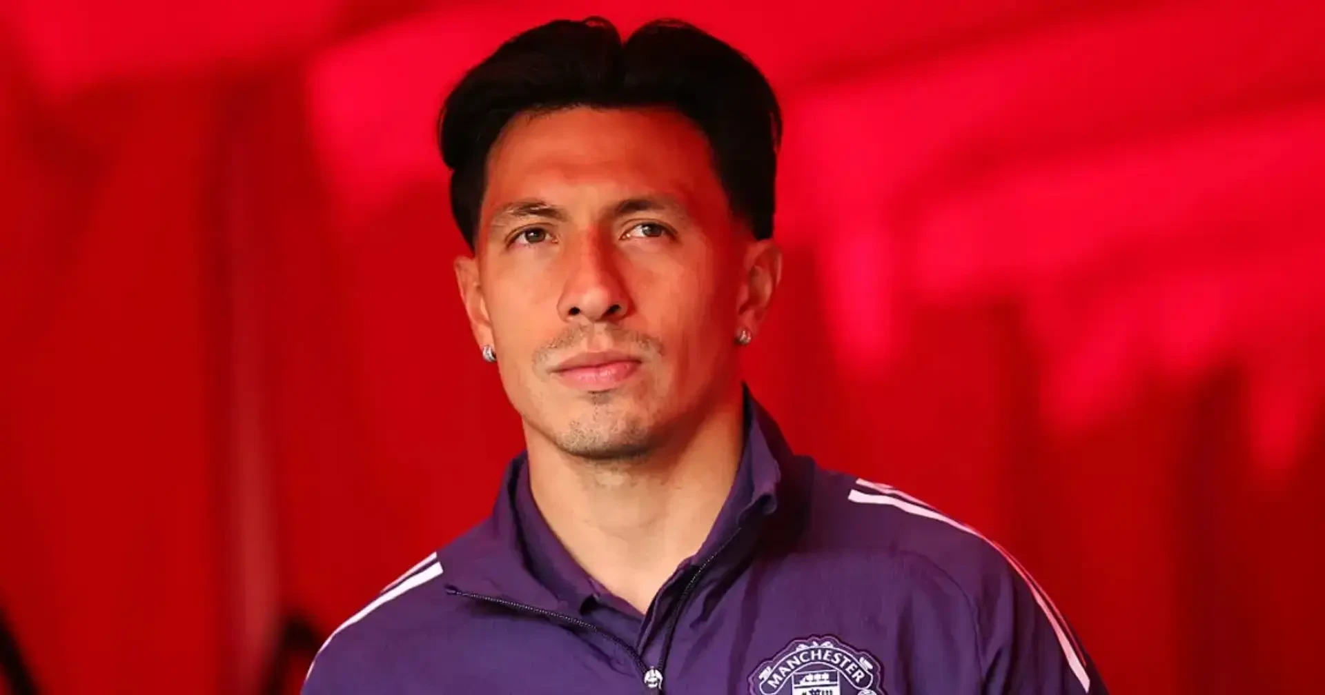 Martinez kết hợp giữa lối chơi quyết liệt và kỹ thuật cá nhân điêu luyện.