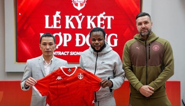 Jourdain Ronaldo Fletcher chuyển tới câu lạc bộ Hải Phòng.