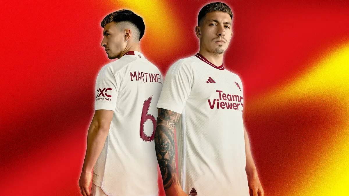 Hàng phòng ngự Man Utd trở thành điểm khởi đầu cho các đợt tấn công.