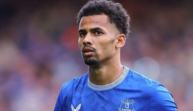 Iliman Ndiaye đang nằm trong tầm ngắm của MU.