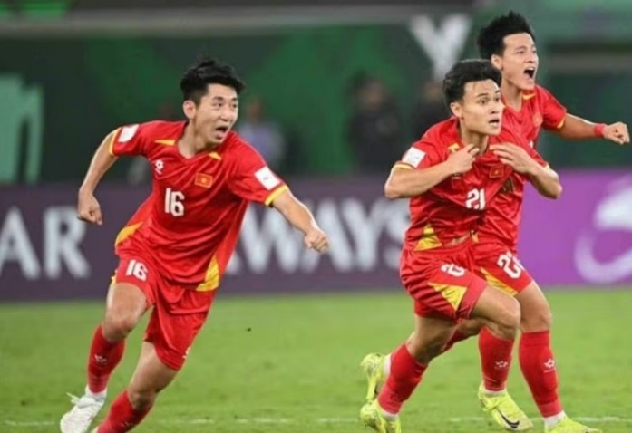VFF trao cơ hội cho đội U20 Việt Nam dự ASIAD thay vì U23 để chuẩn bị cho tương lai.