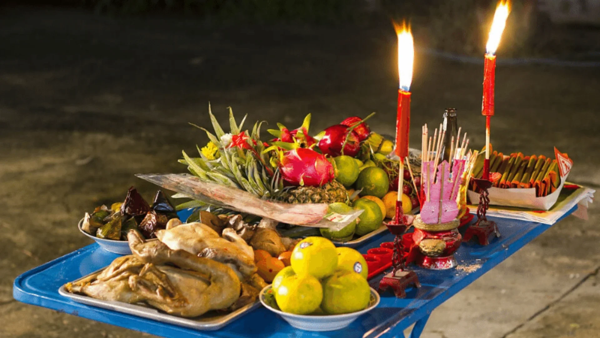 Mâm Cúng Giao Thừa 30 Tết Ất Tỵ 2025 Gồm Những Gì? - CTM Palace