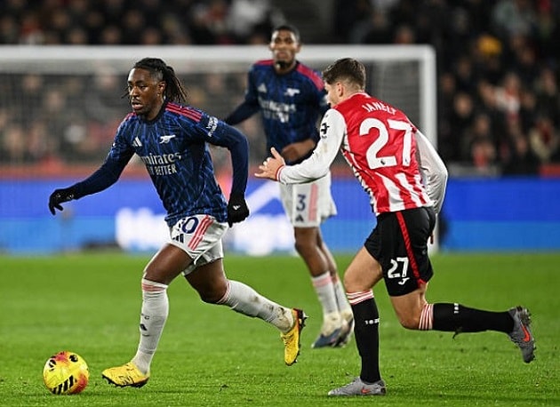 Eze đã chơi không tốt trong bối cảnh Arsenal rất cần 3 điểm.