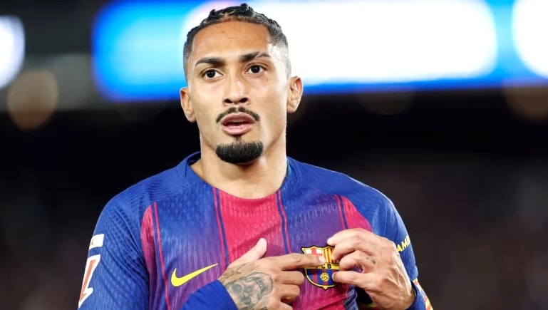 Arsenal đang cân nhắc việc chiêu mộ Raphinha để tăng cường sức mạnh hàng công.