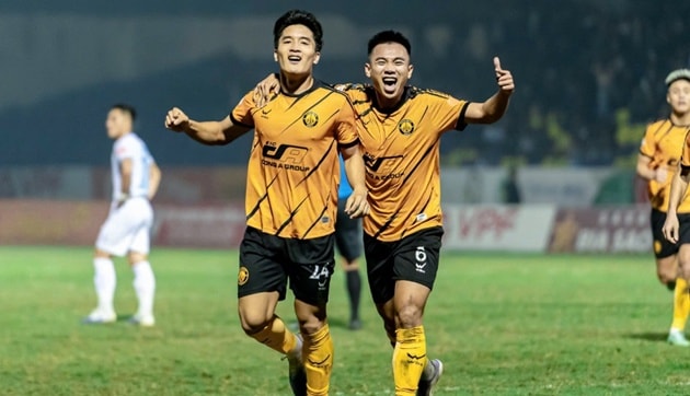 CĐV Thanh Hóa quyên góp tiền hỗ trợ đội bóng vượt qua khó khăn tài chính