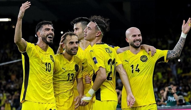 Tính minh bạch trong việc nhập tịch cầu thủ cần được làm rõ để đảm bảo công bằng.