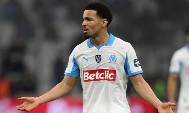 Ethan Nwaneri trong màu áo Arsenal