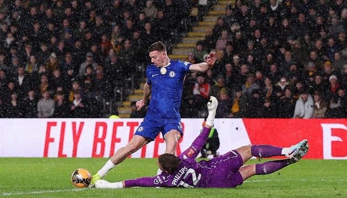 Tiền đạo Liam Delap trải qua trận đấu đầy cảm xúc với 3 đường kiến tạo