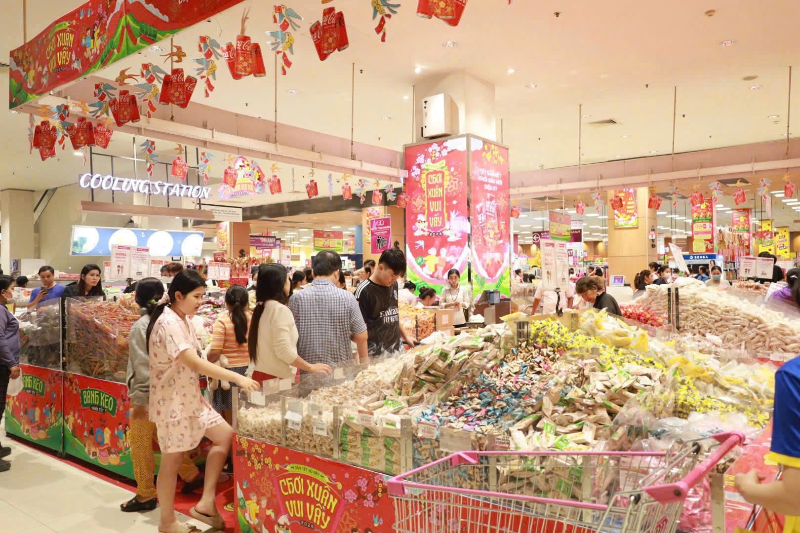 Hà Nội chủ động kiểm soát thị trường, bảo đảm nguồn cung hàng hóa Tết