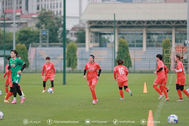 Huỳnh Như là trụ cột quan trọng nhất của ĐT nữ Việt Nam nhiều năm qua. Ảnh: VFF