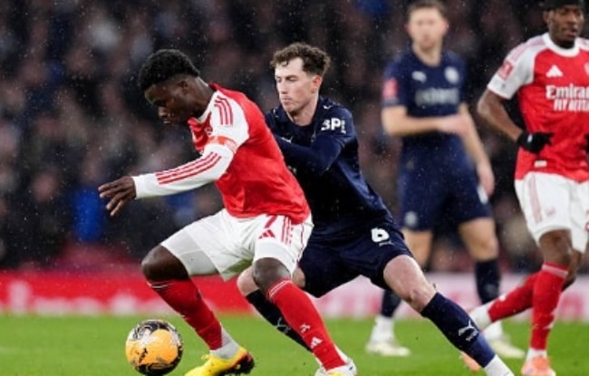 Bukayo Saka - 7 điểm.