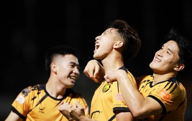 Các cầu thủ Thanh Hóa được nhận lương trước Tết.