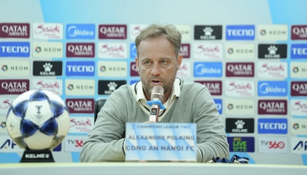 HLV Mano Polking thừa nhận sai lầm của CLB Công An Hà Nội.