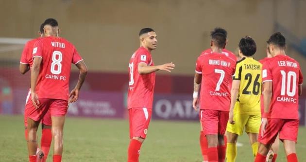 Công an Hà Nội nhận án phạt nặng từ AFC.