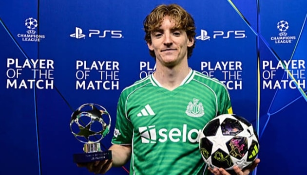 Anthony Gordon đang khẳng định vị thế vững chắc tại đội tuyển Anh.