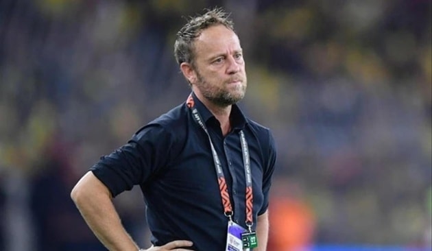 HLV Mano Polking thất bại khi CAHN bị loại bởi Tampine Rovers.