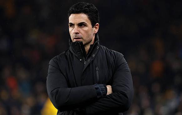 Huấn luyện viên Mikel Arteta cần có những điều chỉnh chiến thuật cấp bách cho Arsenal.