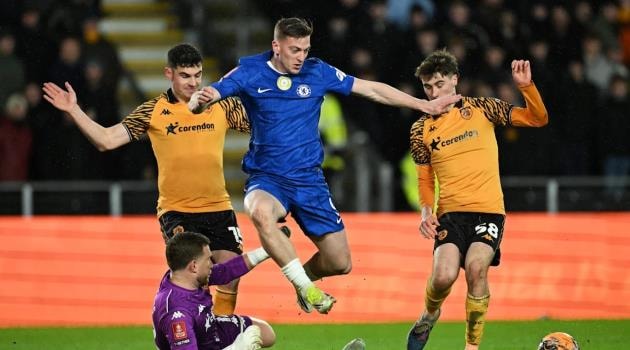 Liam Delap thi đấu nỗ lực trong màu áo Chelsea