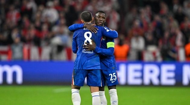 Nhiều trụ cột Chelsea có thể cân nhắc tương lai nếu đội bóng không đạt mục tiêu đề ra.